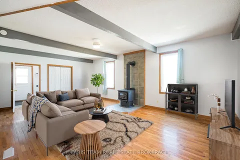 326 Lafontaine Road, ON L9M 0H1