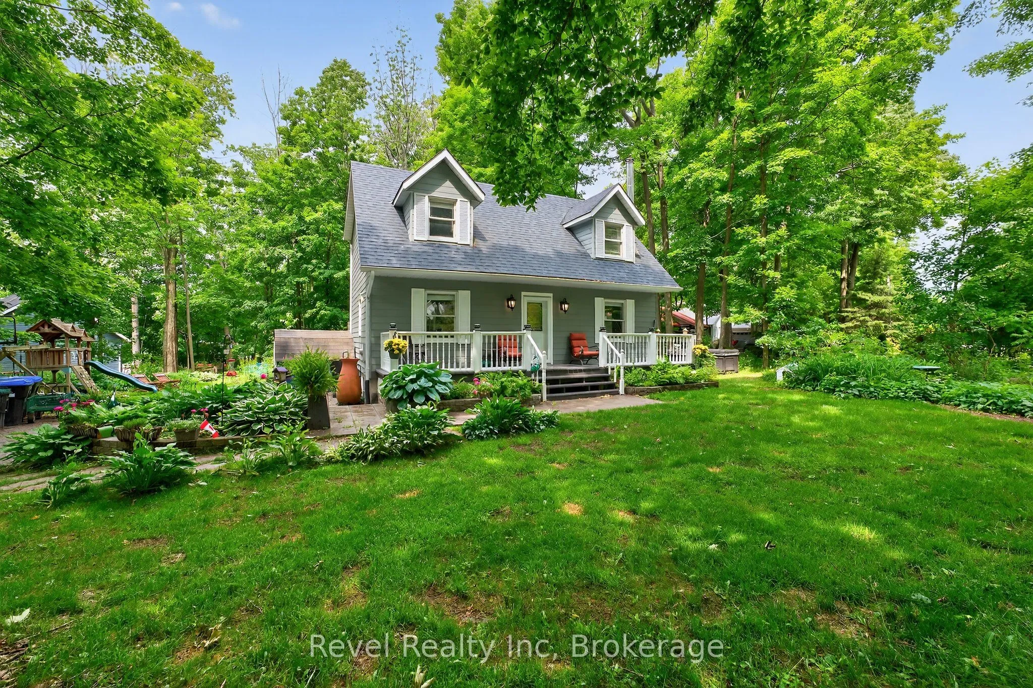 6 Bayside Road, ON L9M 0H8