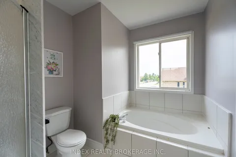 106 Brighton Road, ON L4M 6S2