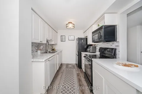 145 Courtney Crescent, ON L4N 5T2