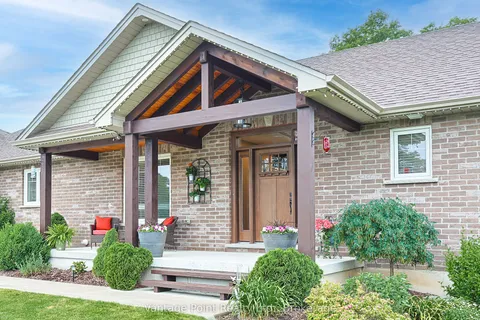 3073 3/4 Sunnidale Side Road, ON L0M 1N0