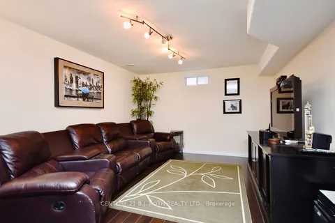 120 ATLANTIS Drive, ON L3V 0A8