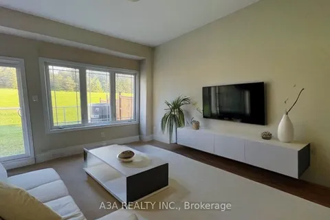 21 Deneb Street, ON L4M 0K6