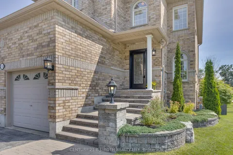143 Crompton Drive, ON L4M 6N9