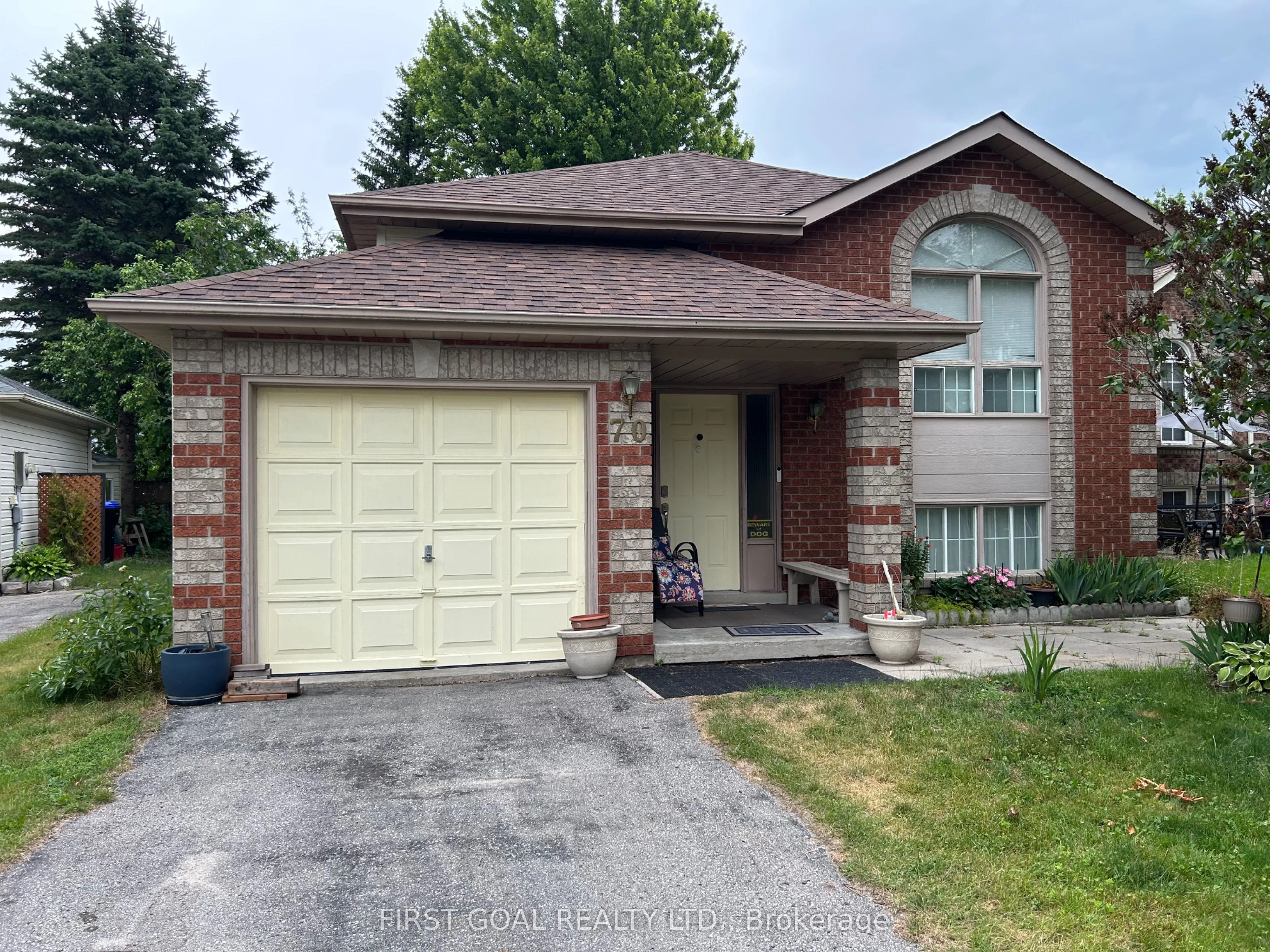 70 Donald Crescent, ON L9Z 1E3