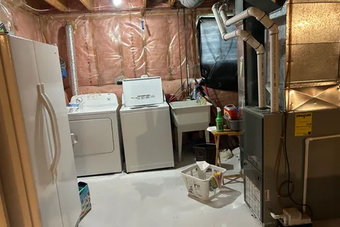 70 Donald Crescent, ON L9Z 1E3