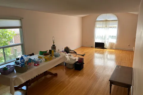 70 Donald Crescent, ON L9Z 1E3