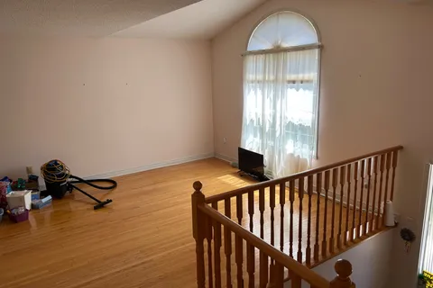 70 Donald Crescent, ON L9Z 1E3
