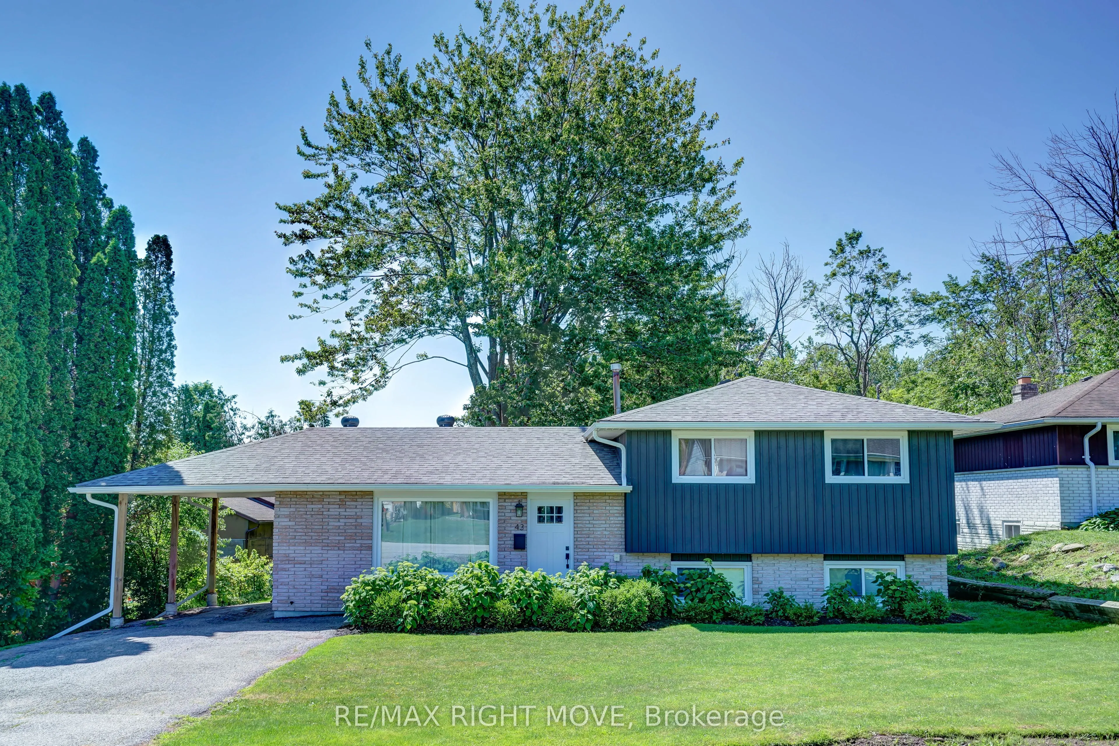 43 Galley Avenue, ON L3V 2K4