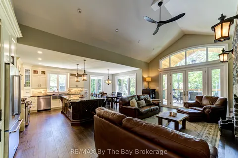 833 Eastdale Drive, ON L9Z 2R5