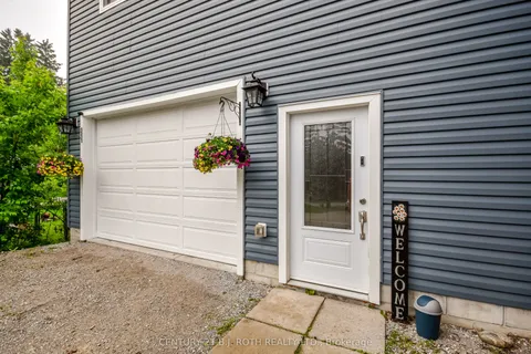 13 Fitton Heights, ON L3V 4M7