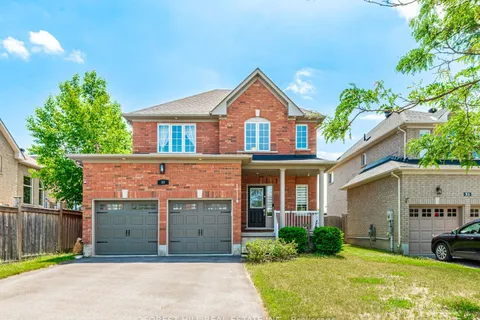 33 CONNAUGHT Lane, ON L4M 0A6