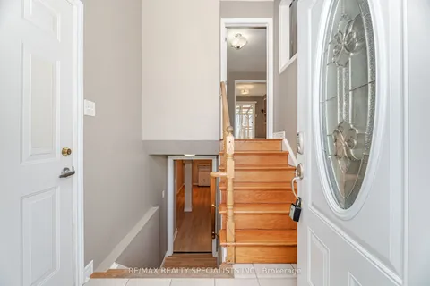 11 Jagges Drive, ON L4N 0X1
