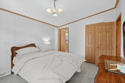3 Illinois Crescent, ON L9Z 3A8