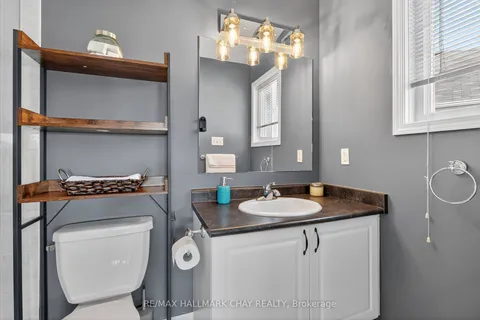 31 Lancaster Court, ON L4M 0G1