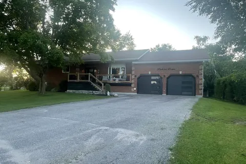 3 Perkins Drive, ON L0L 2J0