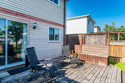 23 Corbett Drive, ON L4M 5T1
