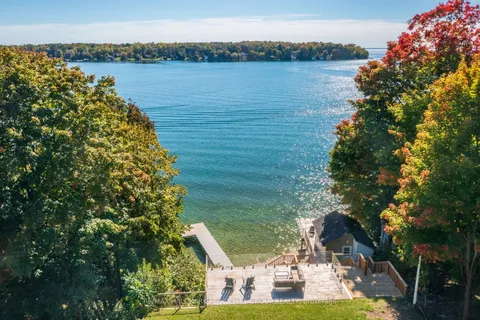273 Shoreline Drive, ON L0L 1T0