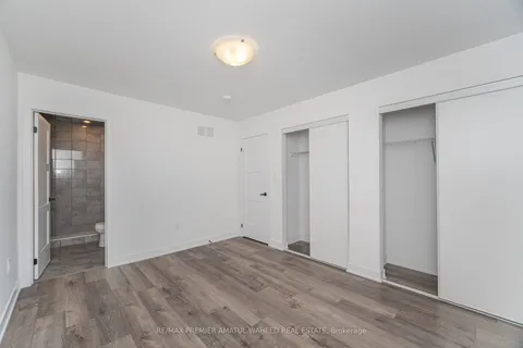 28 Silo Mews, ON L9J 0C2