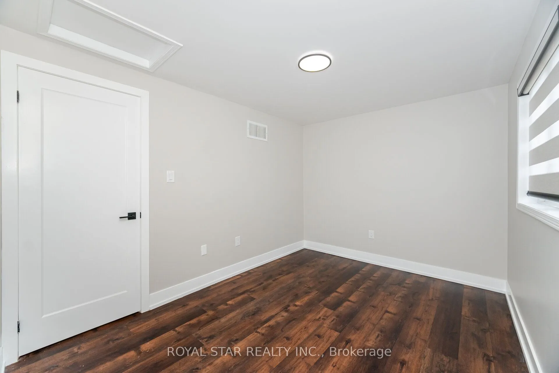 340 Dunsmore Lane, ON L4M 7B2