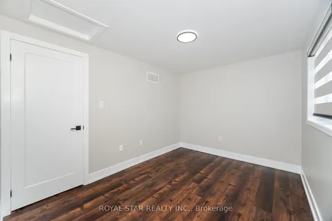 340 Dunsmore Lane, ON L4M 7B2