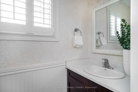 28 Brooke Avenue, ON L9Y 5L2
