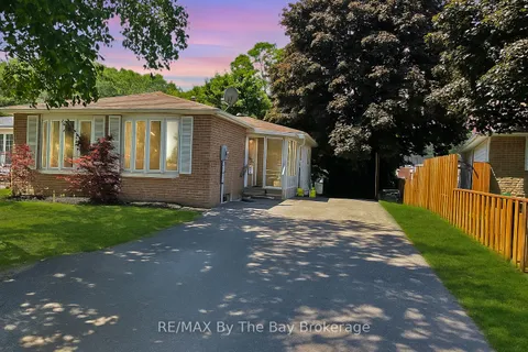 1033 Glen Bogie Crescent, ON L4R 4S6