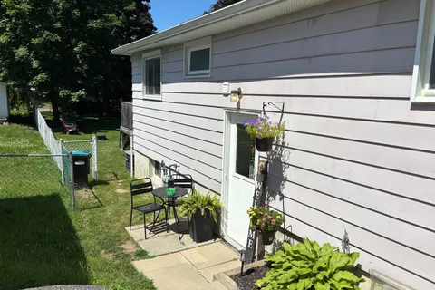 1033 Glen Bogie Crescent, ON L4R 4S6
