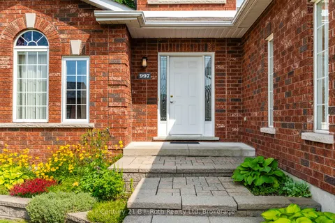 997 Whitney Crescent, ON L4R 5N3