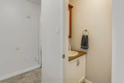 96 Barre Drive, ON L4N 7P1