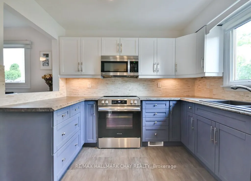 6 James Street, ON L4N 6M4