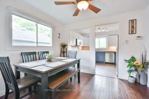 6 James Street, ON L4N 6M4