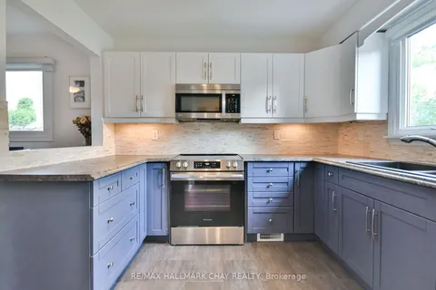 6 James Street, ON L4N 6M4