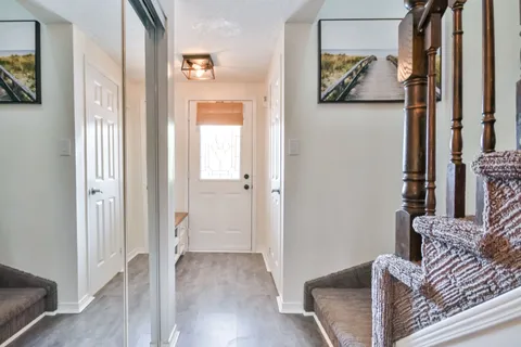 453 Ferndale Drive, ON L4N 0M1