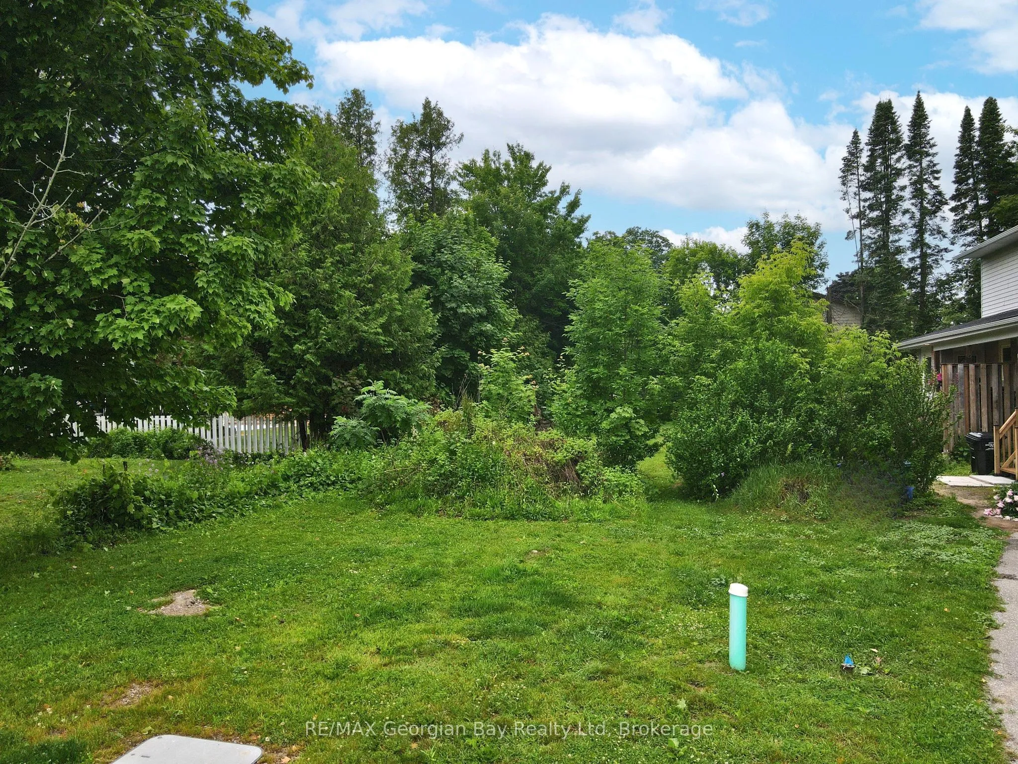 192 Seventh Street, ON L4R 3Z5