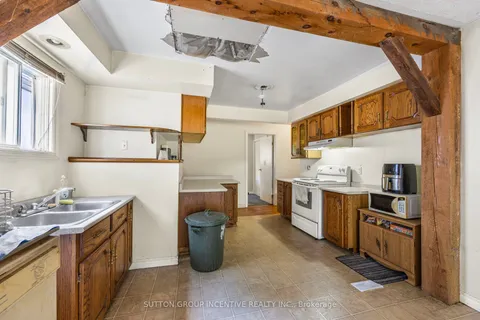 1213 Bayfield Street, ON L9X 0N6