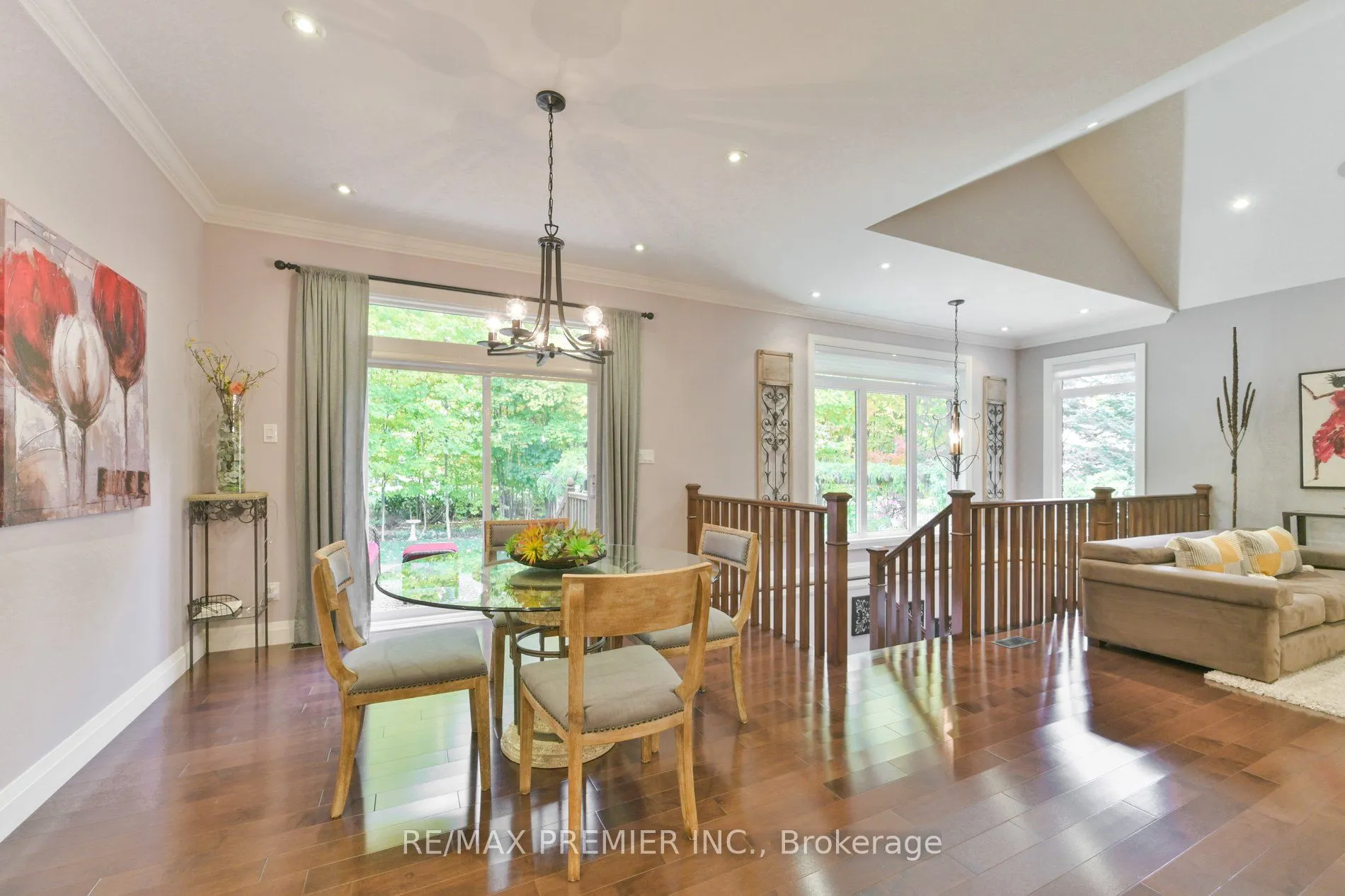 2 Hilltop Court, ON L0L 1Y3