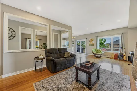 12 Prince Of Wales Drive, ON L4N 0T5