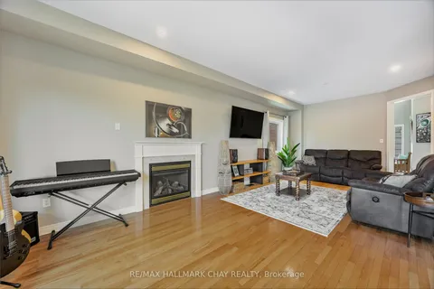 12 Prince Of Wales Drive, ON L4N 0T5