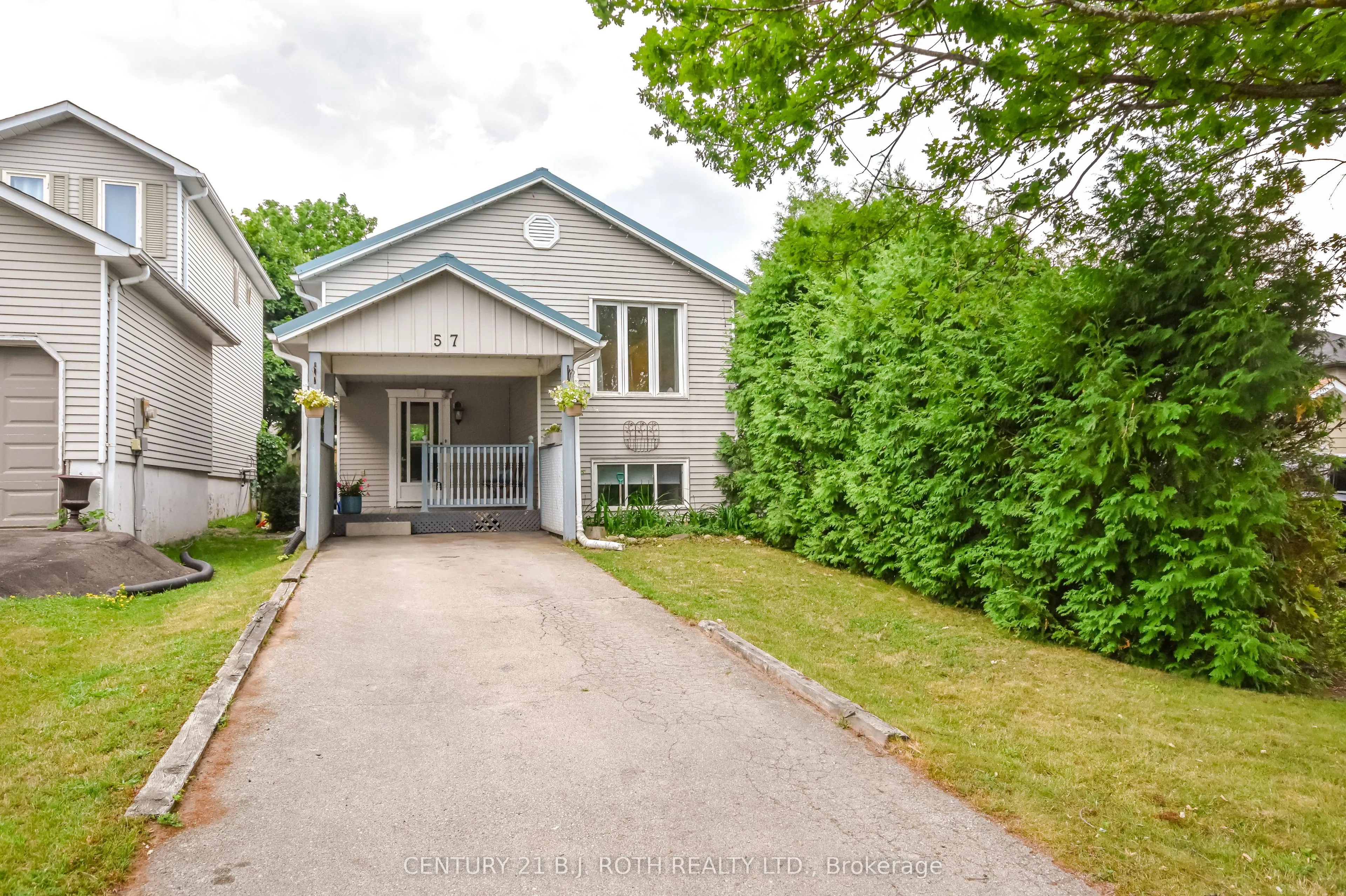 57 D'ambrosio Drive, ON L4N 6V4