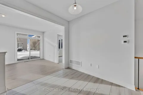 52 Del Ray Crescent, ON L9Z 0N8