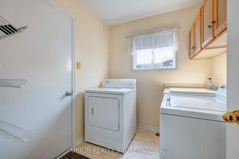 20 Richler Crescent, ON L4N 6E6