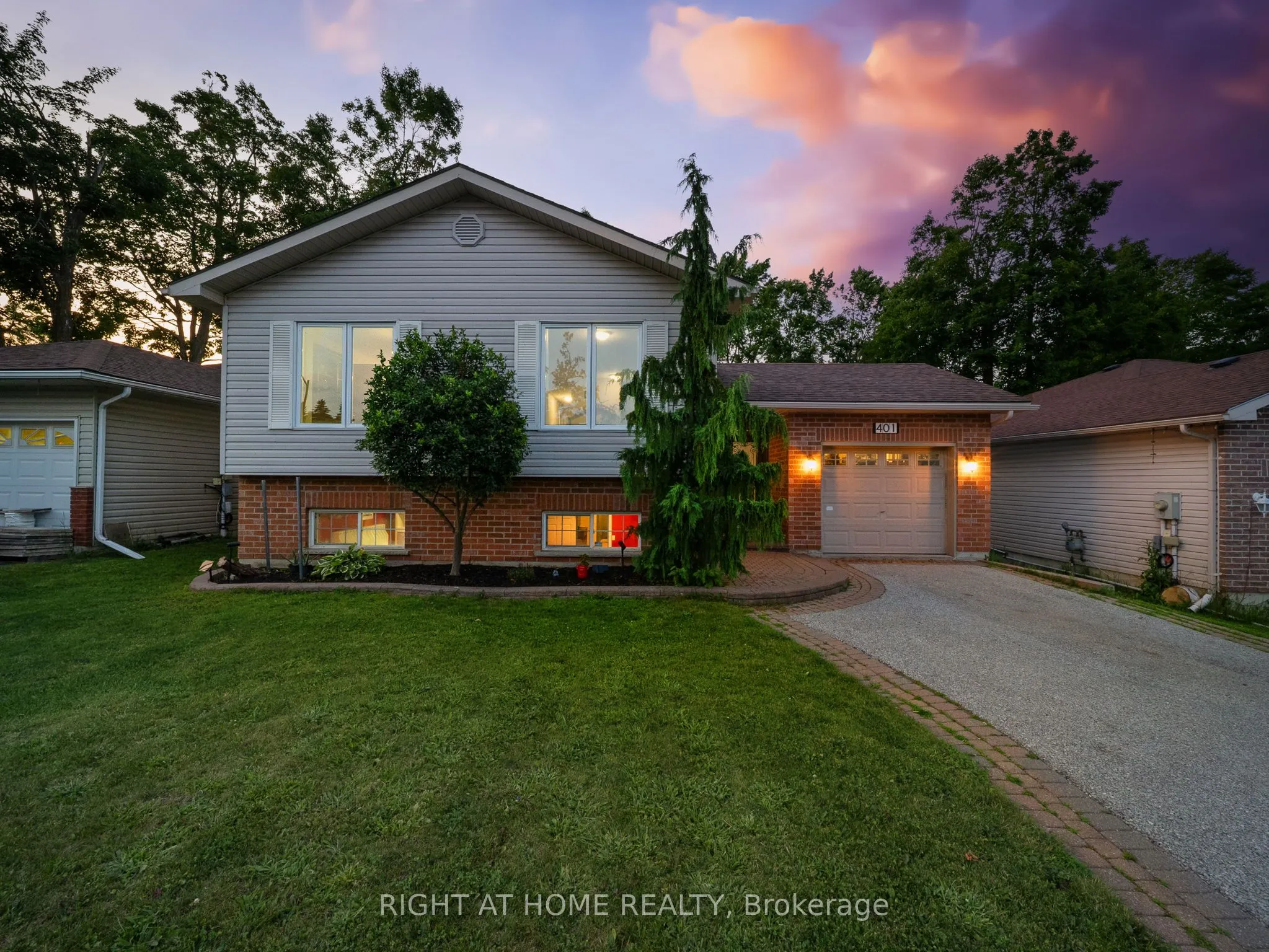 401 Grenville Avenue, ON L3V 8A7