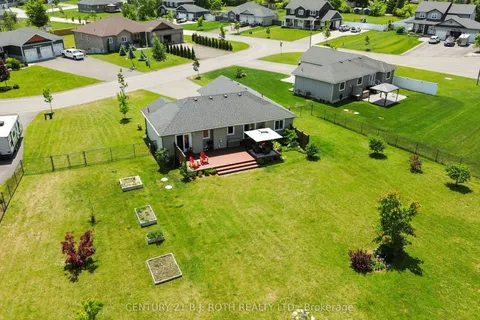 35 Grace Crescent, ON L3V 8N6