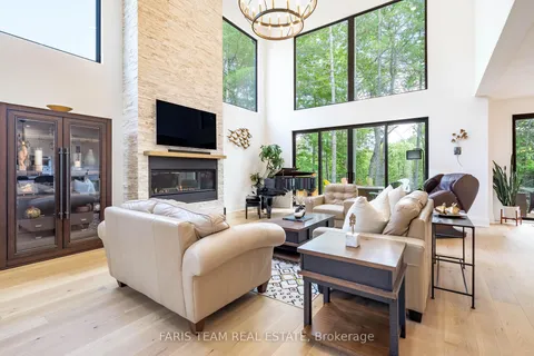 183 Woodland Drive, ON L9Z 2V4