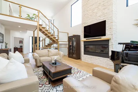 183 Woodland Drive, ON L9Z 2V4