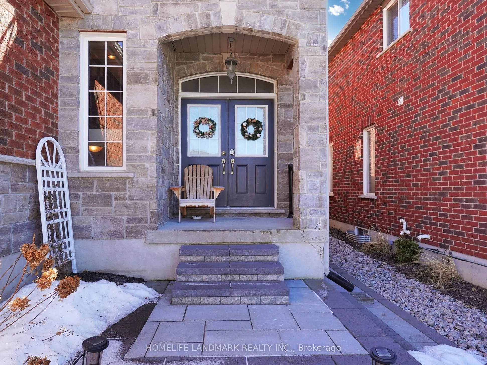 73 GRAIHAWK Drive, ON L4N 6G7