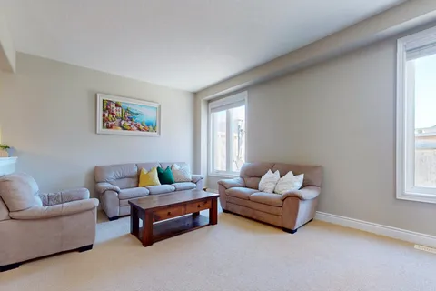 73 GRAIHAWK Drive, ON L4N 6G7