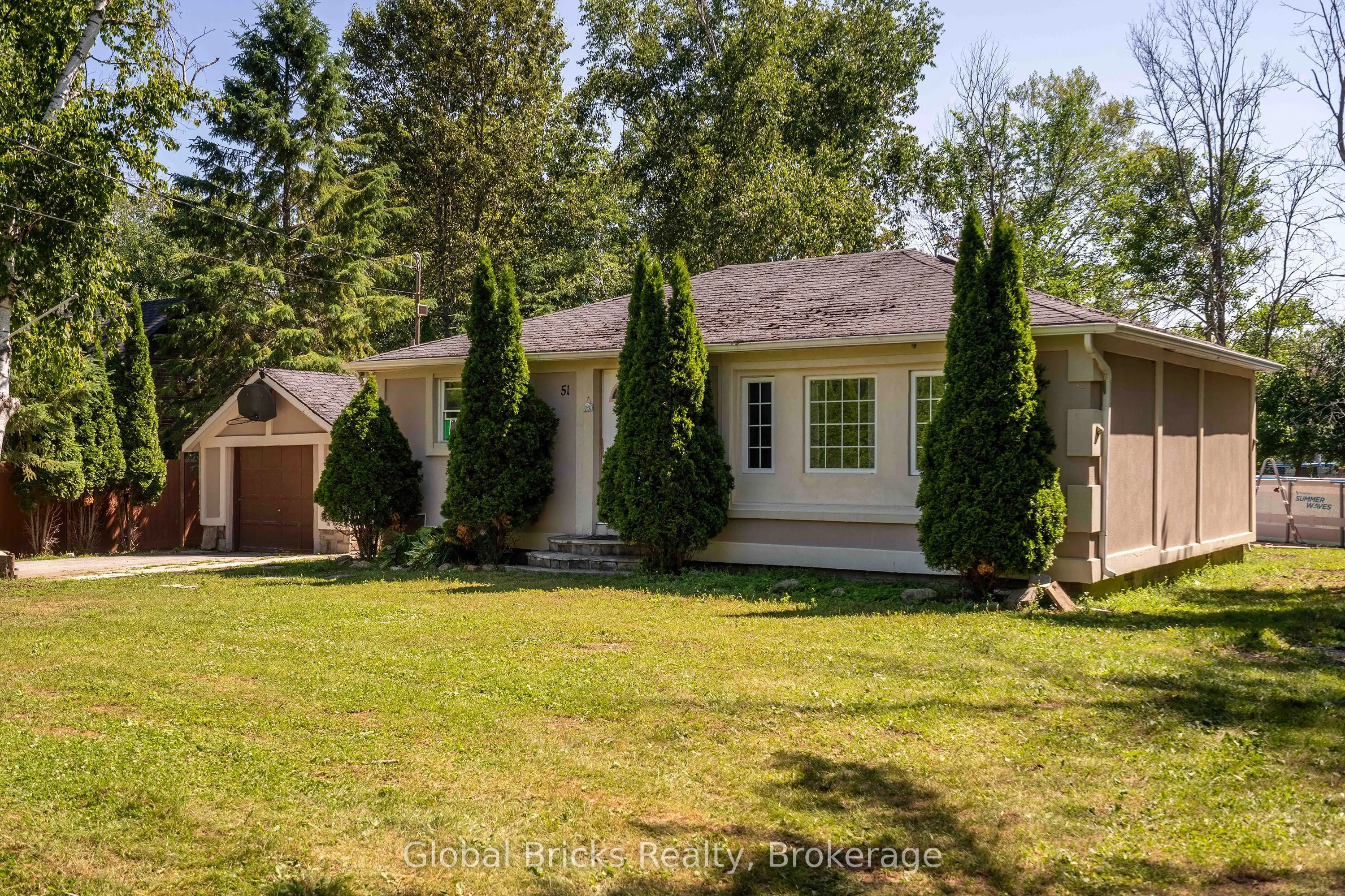 51 75th Street, ON L9Z 2G6