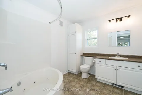 33 Rue Helene N/A, ON L9M 0H1